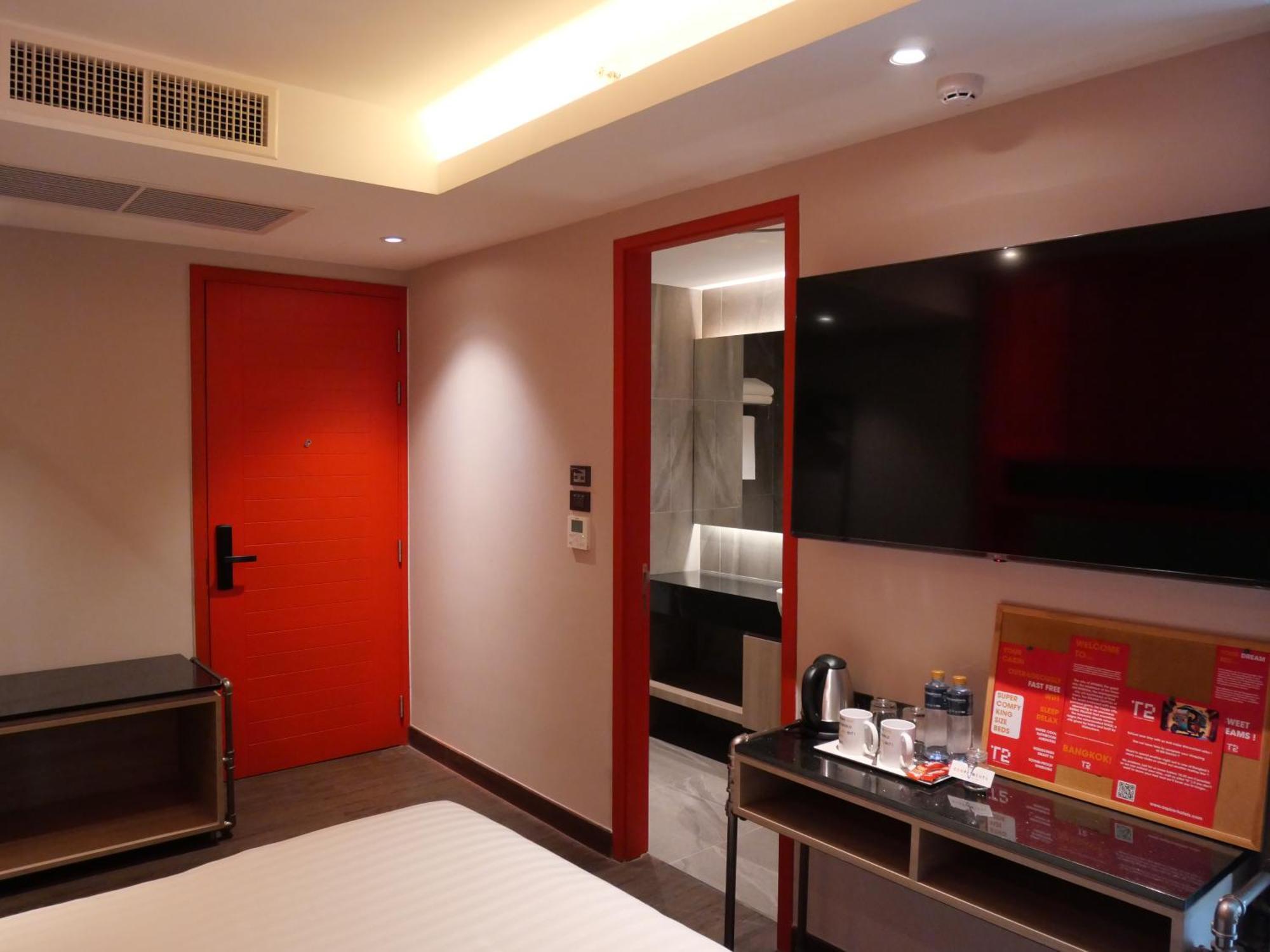 T2 The Portal Sukhumvit Hotel Банкок Екстериор снимка