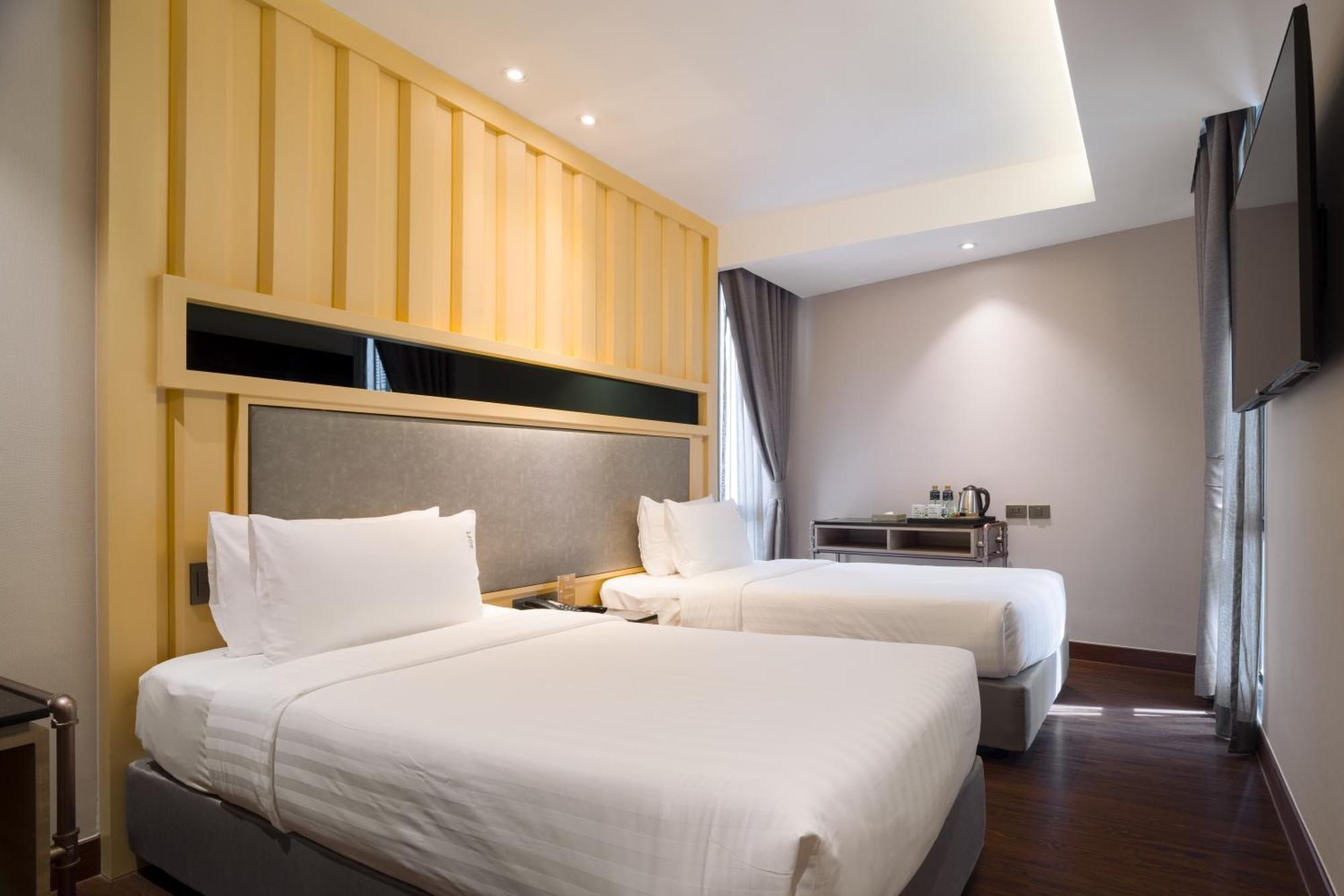 T2 The Portal Sukhumvit Hotel Банкок Екстериор снимка