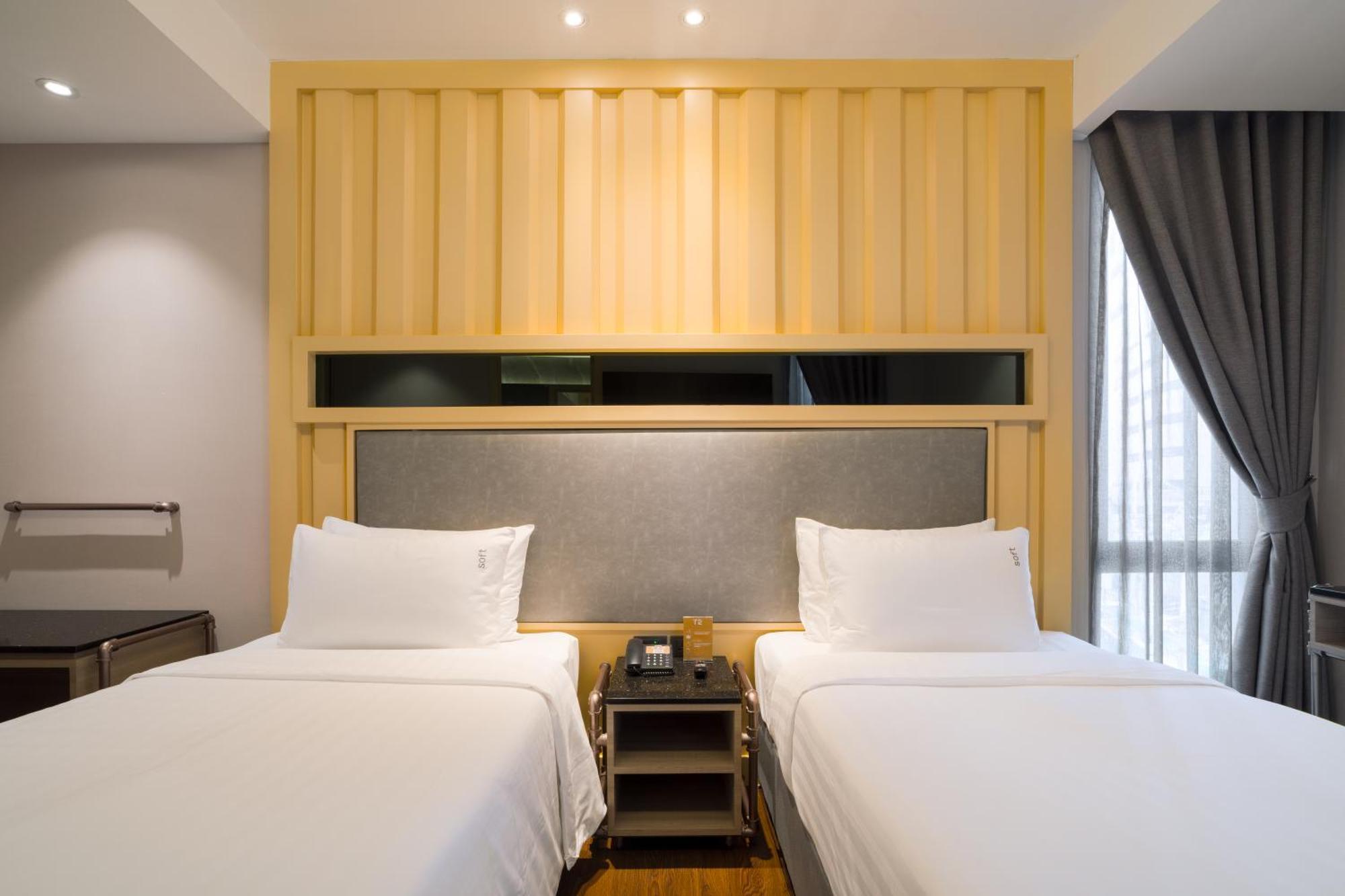 T2 The Portal Sukhumvit Hotel Банкок Екстериор снимка