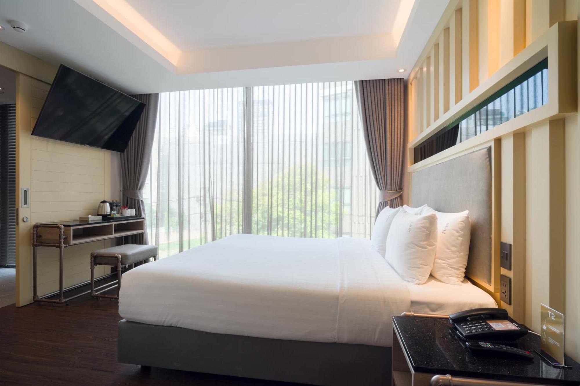 T2 The Portal Sukhumvit Hotel Банкок Екстериор снимка